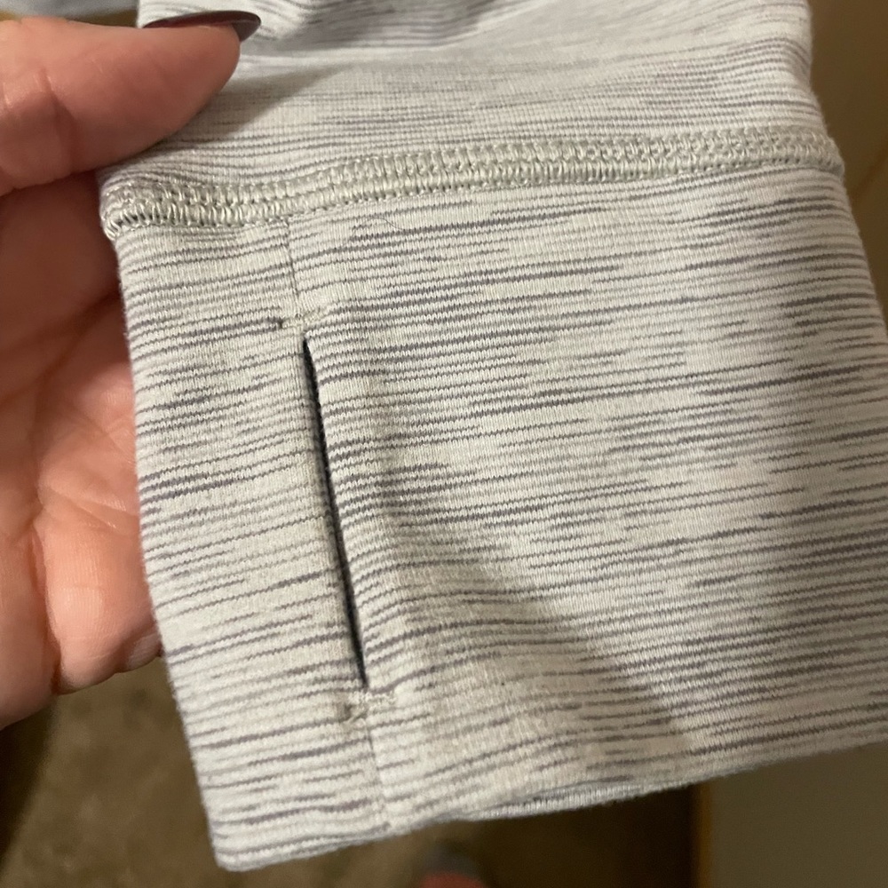Lululemon Jacket - Black/White/Grey - Size: 8 - Picture 5 of 5